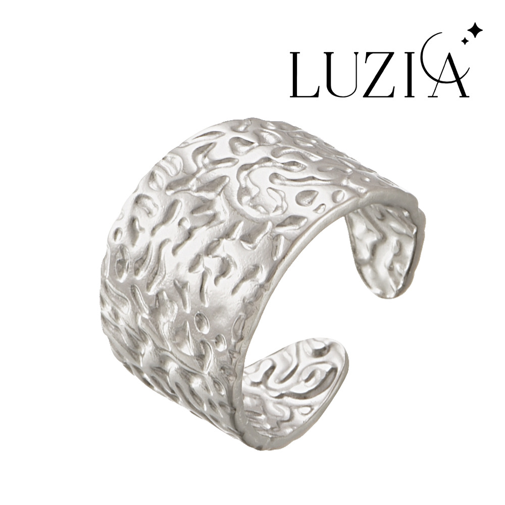Classic Ring