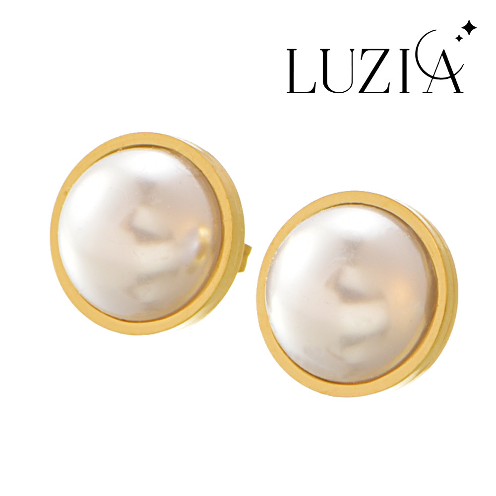 Pearl Earring