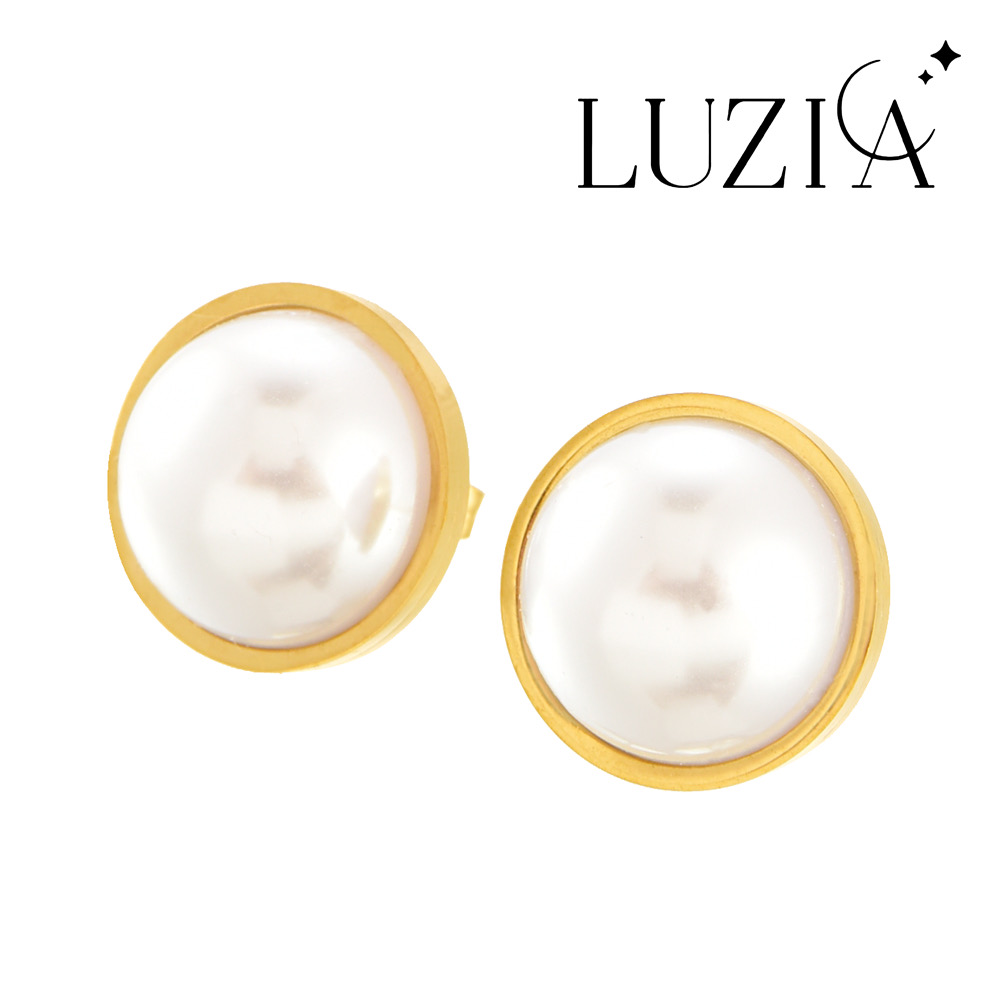 Pearl Earring