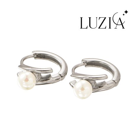 Pearl Earring