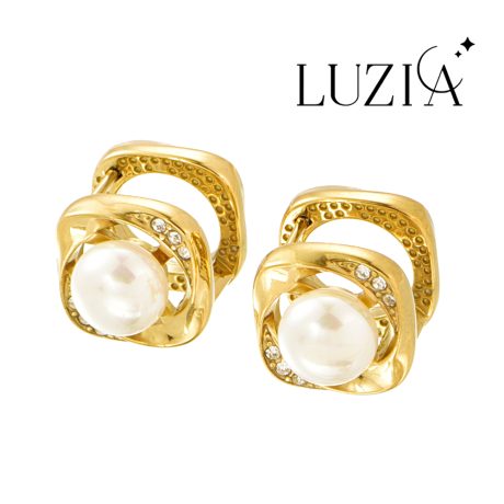 Pearl Earring
