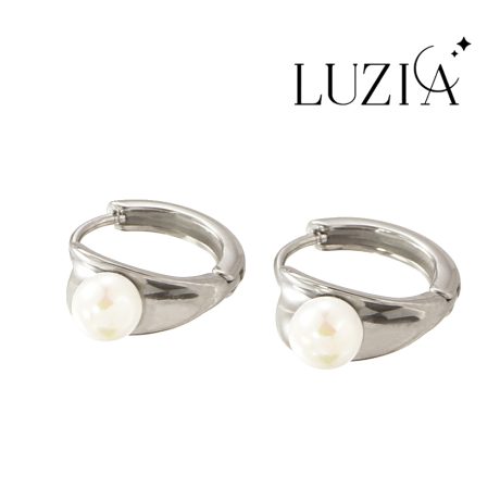 Pearl Earring